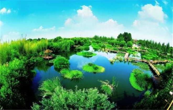 昆明旅游 盛夏時節(jié)，到青山綠野間感受春城的寧靜美好