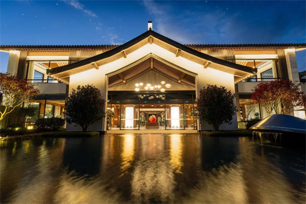 擁抱極致旅居生活，彝文化輕奢度假合院酒店——琢舍美歌，12月10日盛情啟幕